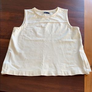 GAP L size off white sleeveless tank top